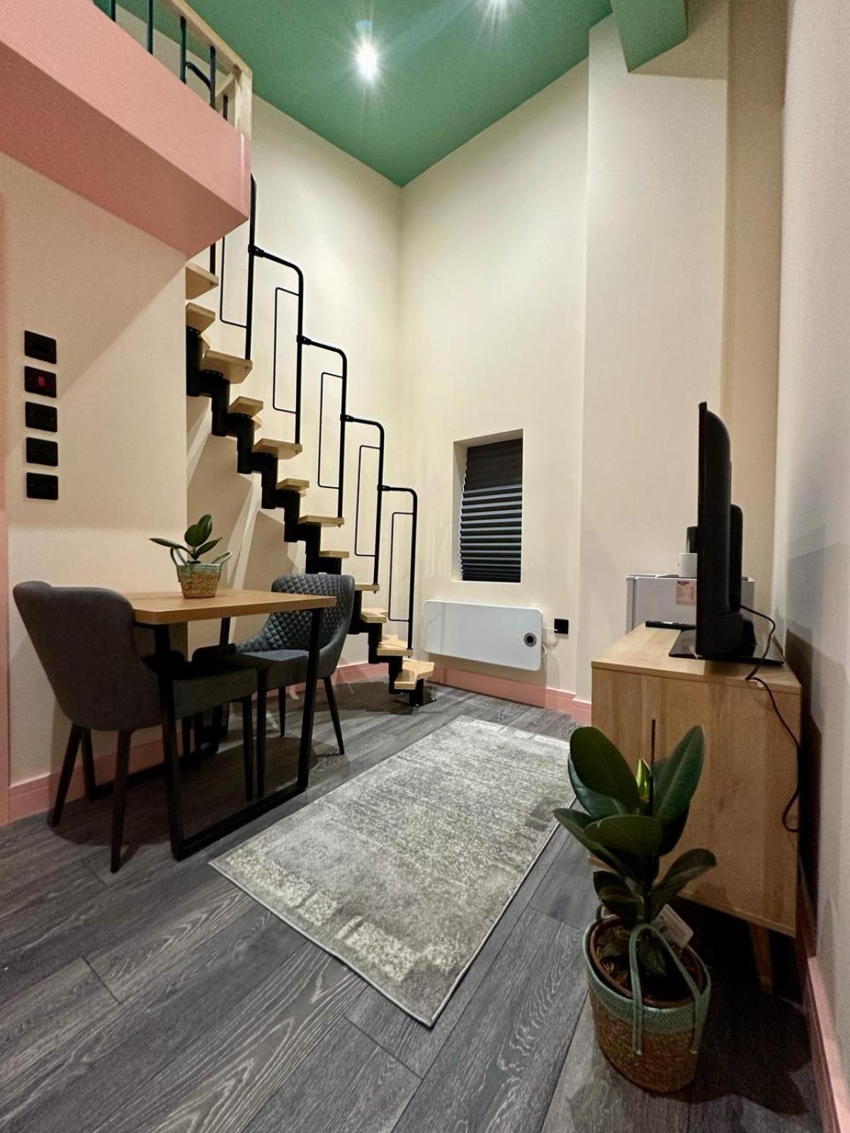 Cozy En-Suite Loft In Trendy Local London Eksteriør bilde